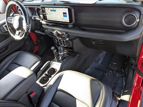 Used 2024 Jeep Wrangler Sahara w/ Technology Group image 21