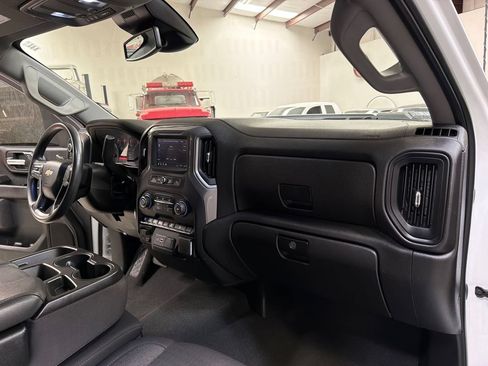Used 2024 Chevrolet Silverado 2500 Custom w/ Custom Value Package AWD/4WD image 38