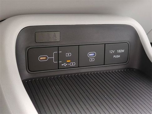 New 2026 Hyundai Kona SE image 20