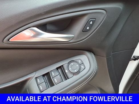 Used 2025 Buick Encore GX Preferred FWD image 32