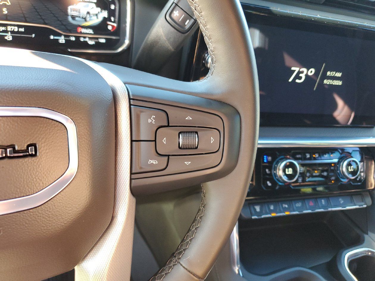 Used 2024 GMC Sierra 2500 Denali w/ Technology Package AWD/4WD image 28