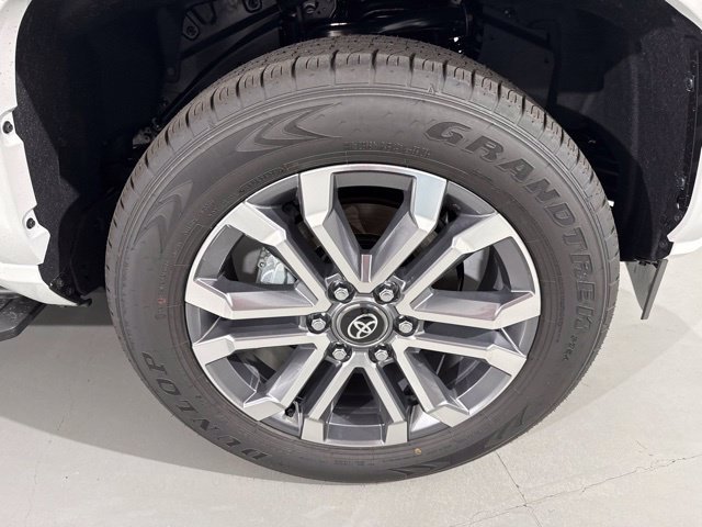 New 2026 Toyota 4Runner Limited w/ Tow Technology Package AWD/4WD image 13