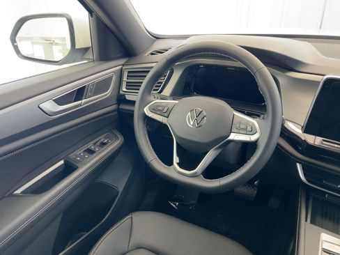 New 2026 Volkswagen Atlas Cross Sport SE image 26