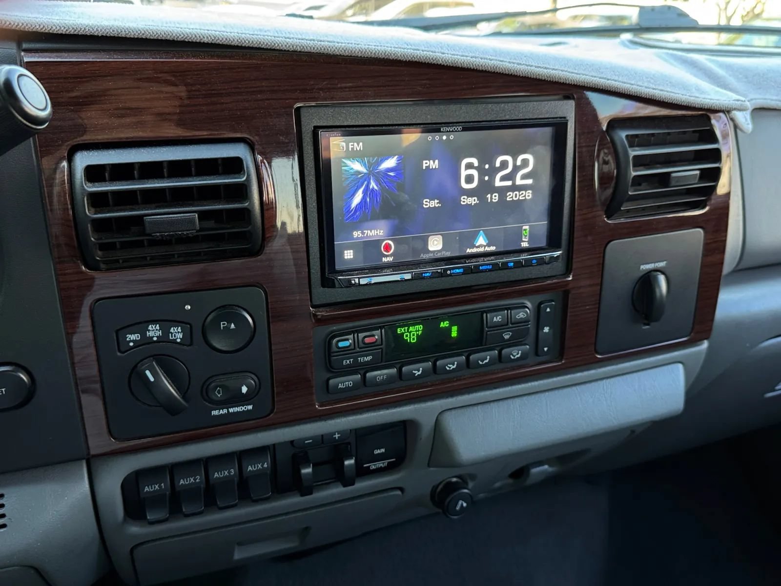 Used 2007 Ford F350 Lariat AWD/4WD image 31