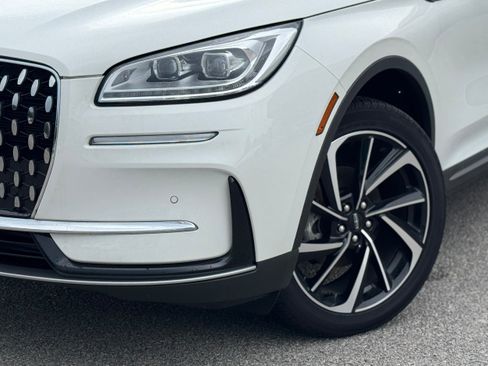 Used 2025 Lincoln Corsair Reserve AWD/4WD image 4