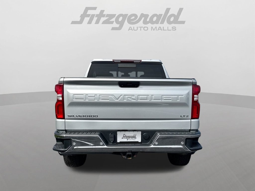 Used 2021 Chevrolet Silverado 1500 LTZ w/ LTZ Premium Package AWD/4WD image 7