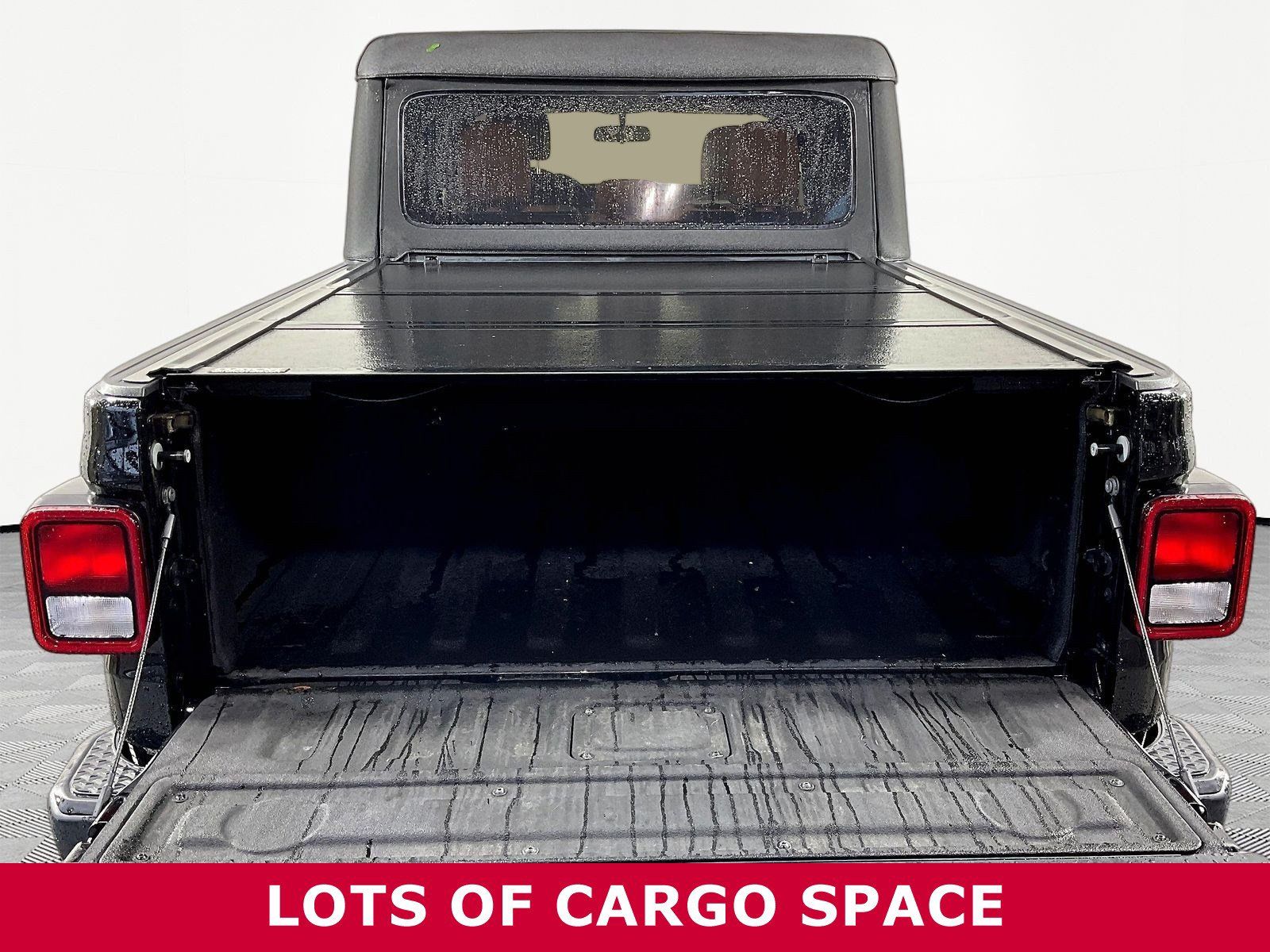 Used 2022 Jeep Gladiator Sport AWD/4WD image 7