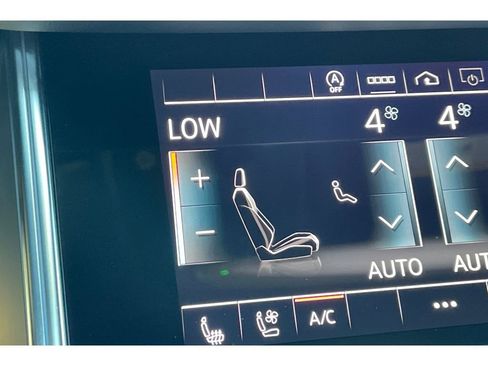 Used 2022 Audi A6 Premium Plus w/ Premium Plus Package image 27