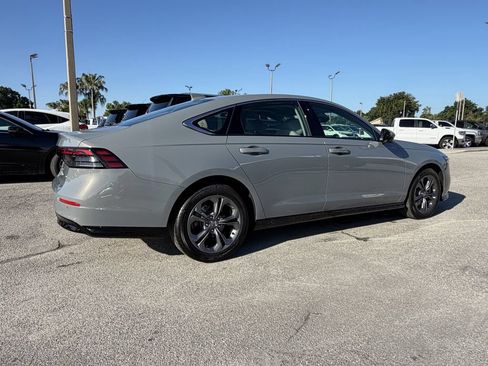Used 2025 Honda Accord EX-L image 5