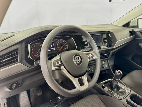 Used 2019 Volkswagen Jetta S w/ Driver Assistance Package FWD image 4