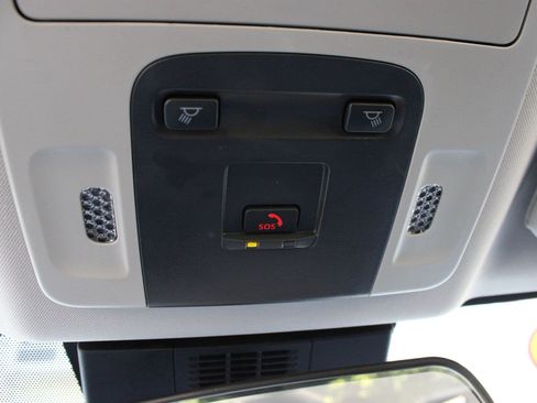 Used 2025 Toyota Camry LE FWD image 50