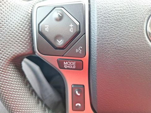 Used 2023 Toyota Tacoma SR5 RWD image 21