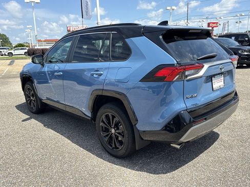Used 2024 Toyota RAV4 XSE w/ Weather Package AWD/4WD image 5