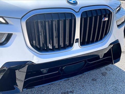 Used 2025 BMW X7 M60i AWD/4WD image 28