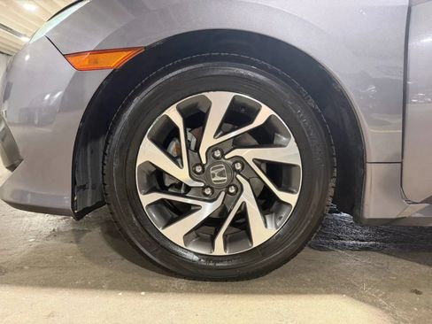Used 2017 Honda Civic EX image 19