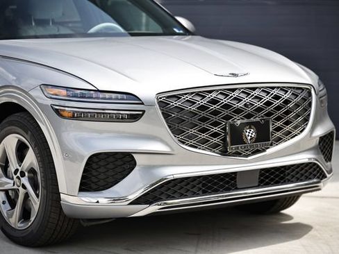 New 2026 Genesis GV70 2.5T Advanced AWD/4WD image 2