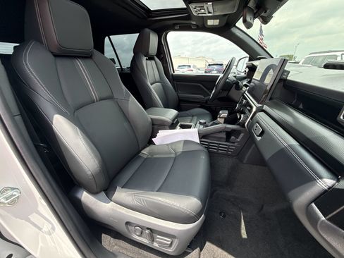 Certified 2025 Toyota 4Runner Limited RWD image 26