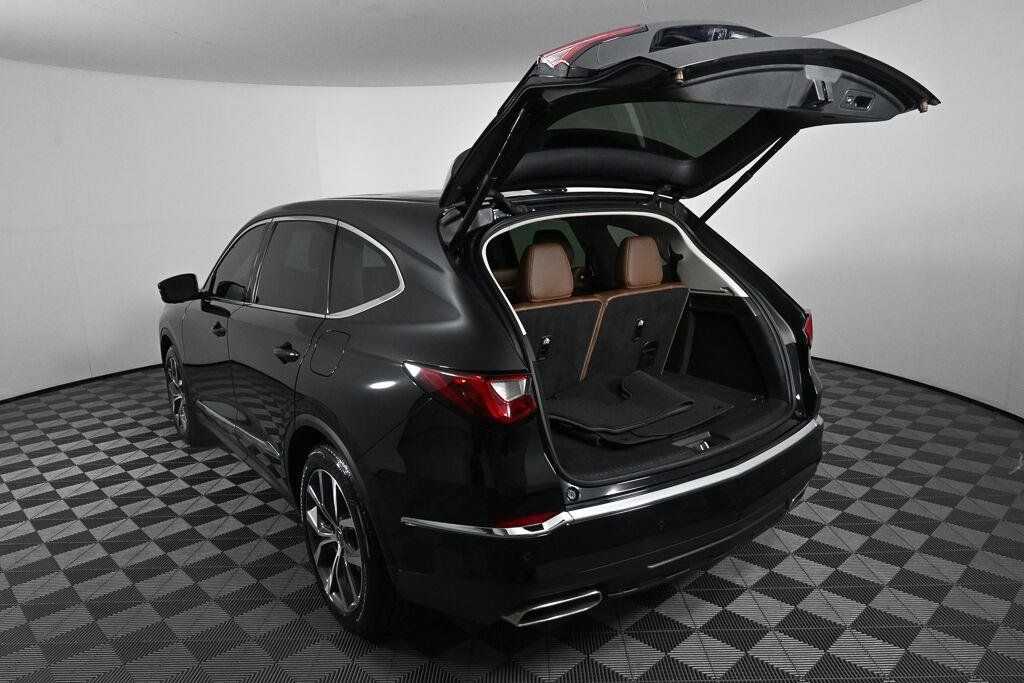 Used 2023 Acura MDX w/ Technology Package FWD image 31