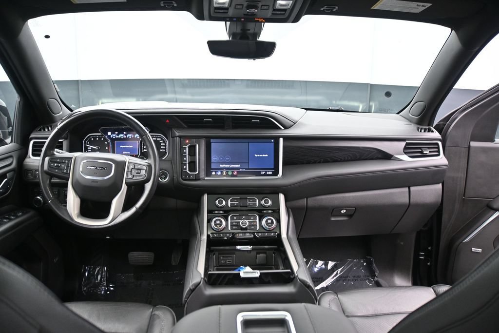 Used 2021 GMC Yukon Denali w/ Denali Ultimate Package AWD/4WD image 16