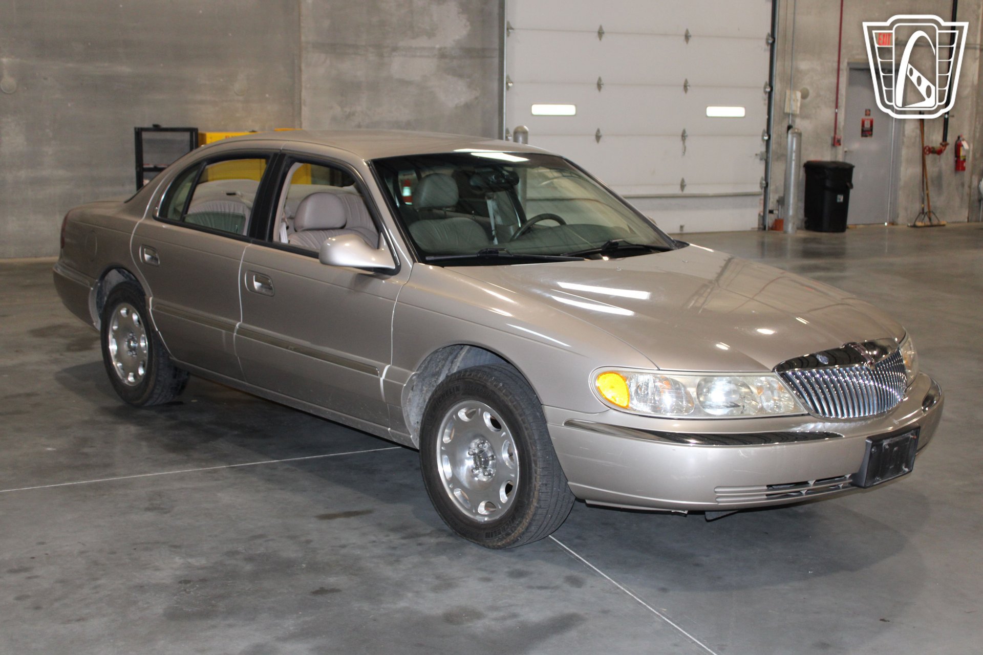 Used 1999 Lincoln Continental FWD image 7