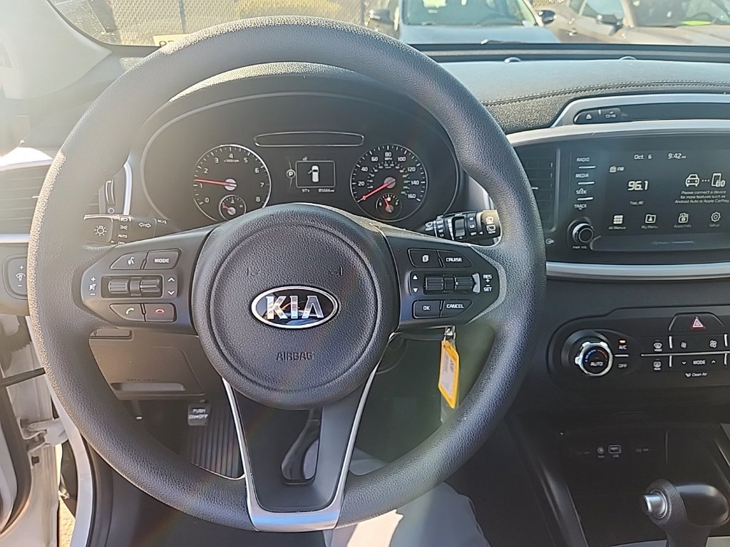 Used 2018 Kia Sorento FWD image 21