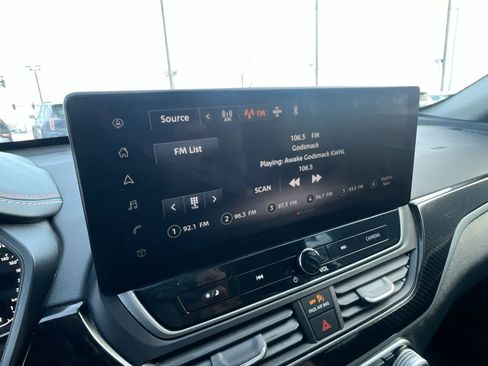 Used 2023 Nissan Altima 2.5 SR w/ SR Premium Package image 16