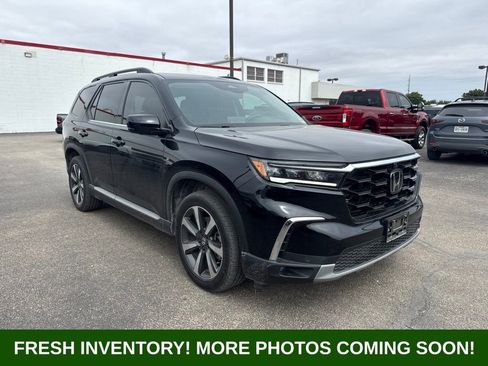 Used 2024 Honda Pilot Elite image 1