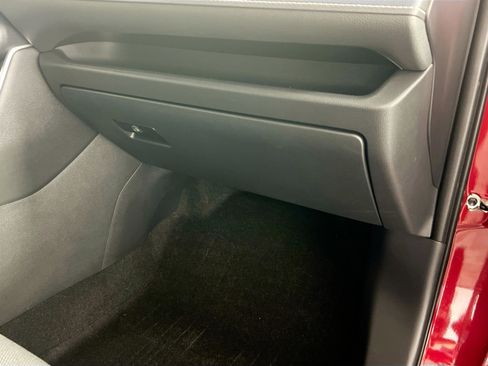 Used 2024 Toyota RAV4 XLE image 35