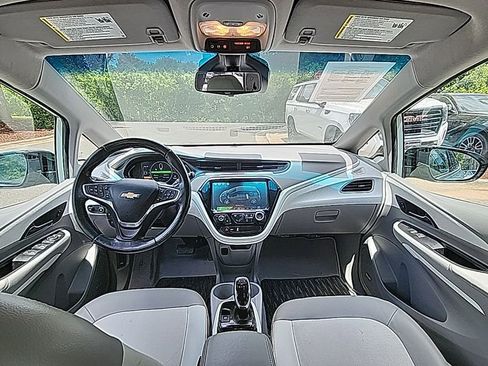 Used 2019 Chevrolet Bolt Premier w/ Infotainment Package image 17