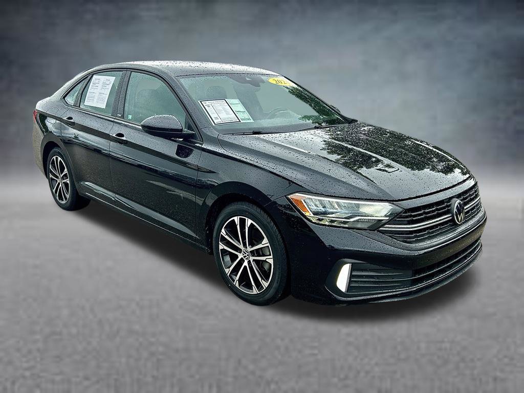Certified 2024 Volkswagen Jetta Sport FWD image 3