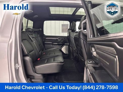 Used 2019 RAM 1500 Limited AWD/4WD image 9