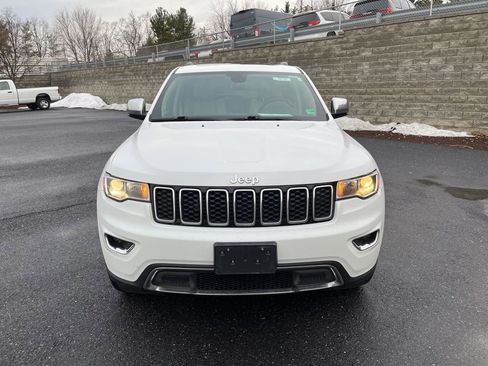 Used 2021 Jeep Grand Cherokee Limited w/ Luxury Group II image 4