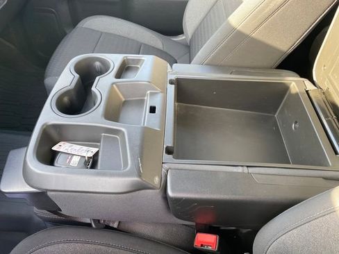 Certified 2022 GMC Sierra 1500 SLE image 13