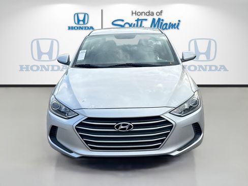 Used 2018 Hyundai Elantra SEL w/ Cargo Package image 2