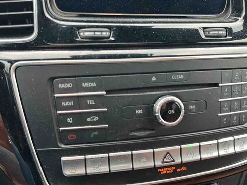 Used 2019 Mercedes-Benz GLS 450 4MATIC image 26