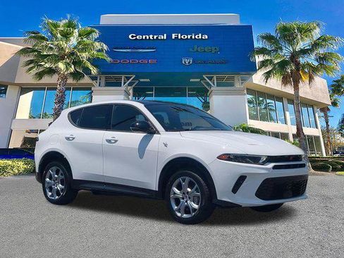 Certified 2025 Dodge Hornet R/T AWD/4WD image 2