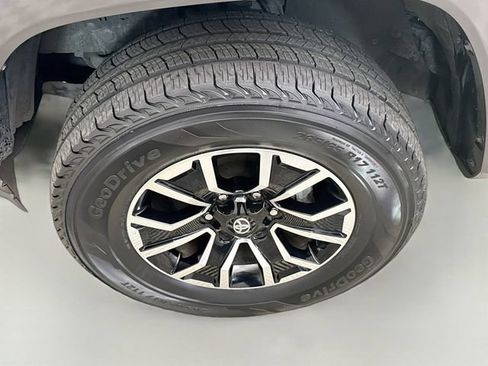 Used 2023 Toyota Tacoma TRD Sport RWD image 28