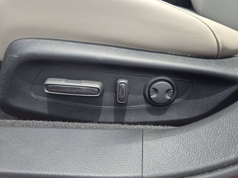 Certified 2025 Honda Accord Touring image 16