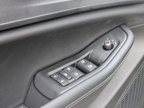 New 2025 Jeep Grand Cherokee Laredo RWD image 12