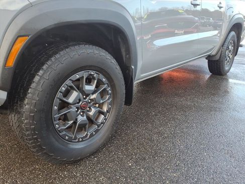 Used 2023 Nissan Frontier PRO-4X w/ Pro-4X Premium Package image 10