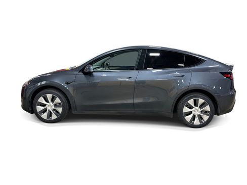Certified 2023 Tesla Model Y Long Range AWD/4WD image 3
