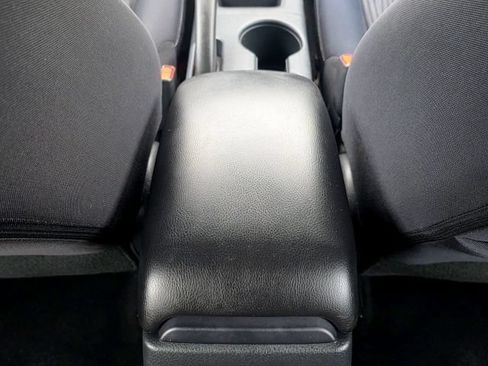 Used 2017 Nissan Sentra SV FWD image 24