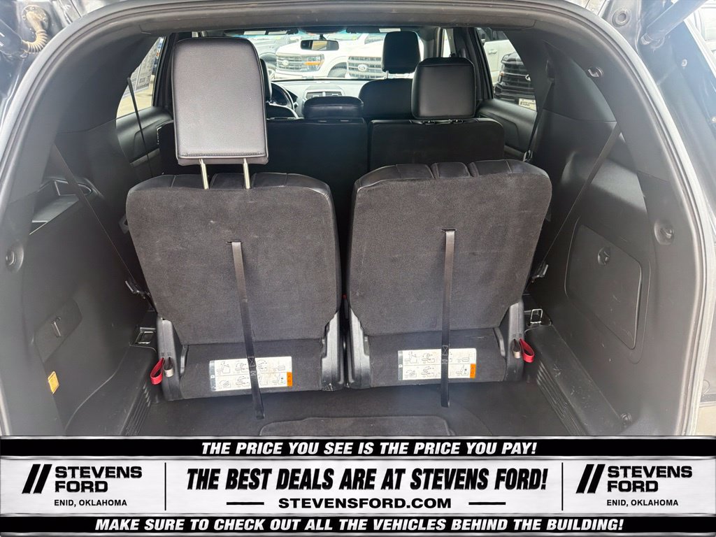 Used 2019 Ford Explorer XLT w/ Equipment Group 202A FWD image 16