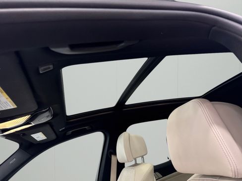 Used 2019 BMW X5 xDrive40i w/ M Sport Package image 15