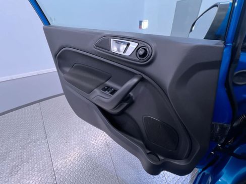 Used 2016 Ford Fiesta SE w/ Equipment Group 201A FWD image 31