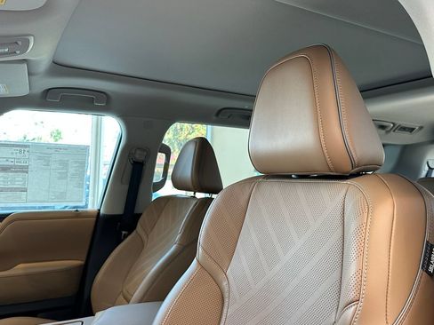 New 2027 INFINITI QX80 Luxe w/ Cargo Package RWD image 16