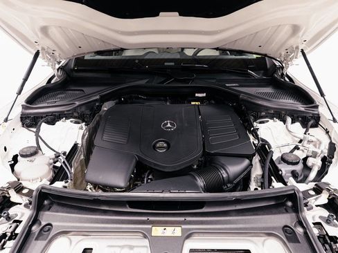 Certified 2026 Mercedes-Benz GLC 300 4MATIC image 36