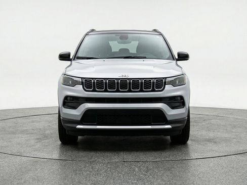 Used 2025 Jeep Compass Limited image 2