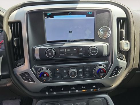 Used 2018 GMC Sierra 1500 SLT AWD/4WD image 10