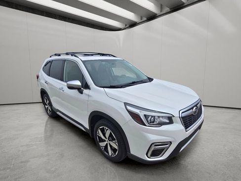Used 2019 Subaru Forester Touring AWD/4WD image 7